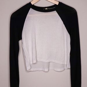 Full Tilt Longsleeve Crop Raglan Tee
